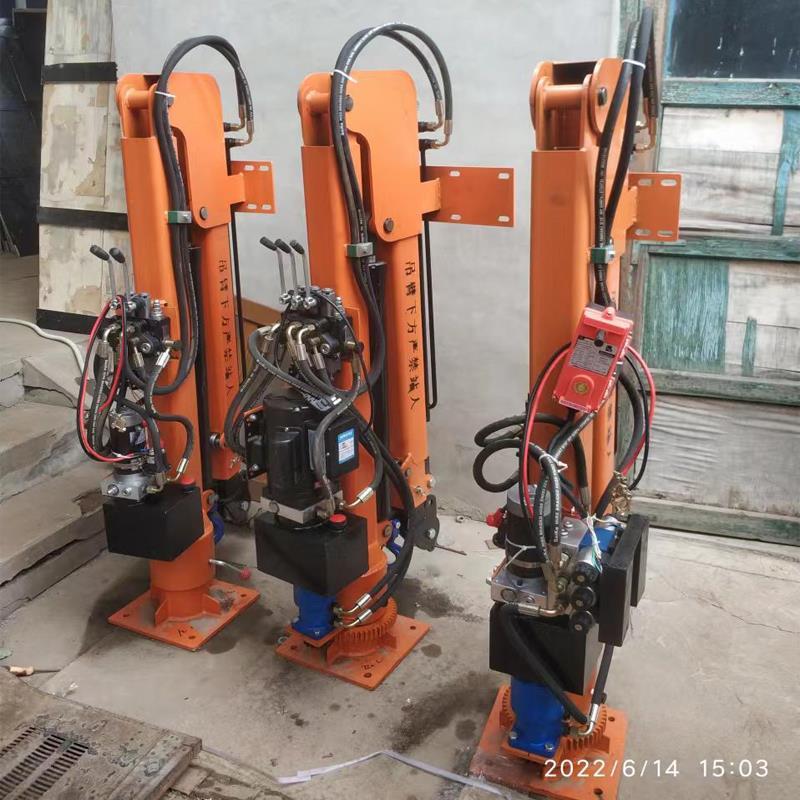 望花区重汽蓝牌随车吊 3.2吨 国六动力强 液压驱动 农用自卸起重机